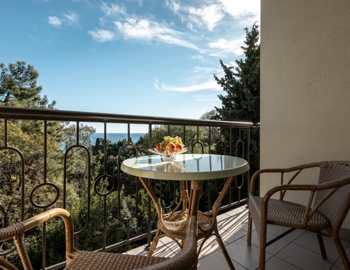 Люкс Комфорт 2-местный 2-комнатный - Санаторий «Пушкино» Гурзуф